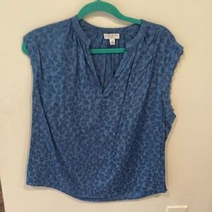 Blue printed tank top! Size: S